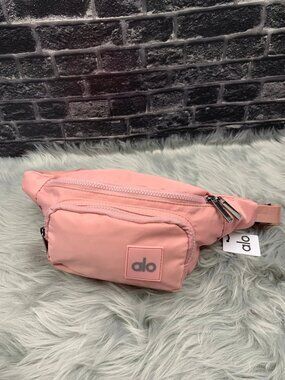Alo Yoga Minimalist Casual Waist Bag / Multifunctional Sports Crossbody Bag